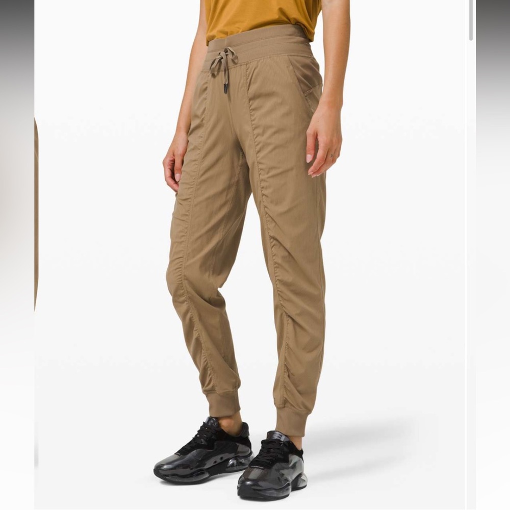 Lululemon Dance Studio Jogger Size 6